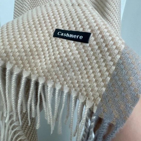 Cashmere Scarf - Picture 2 of 4